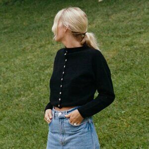 James Street Co. BLACK PERI SHRUNKEN CARDIGAN